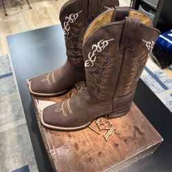 Mens Boots - Size 30 MEX / 11.5 US - Never Worn