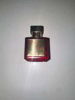 Baccarat rouge cologne