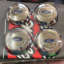Ford Expedition Center Caps
