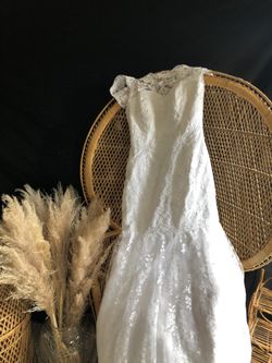 Gorgeous Cap Sleeve Lace Wedding Dress 