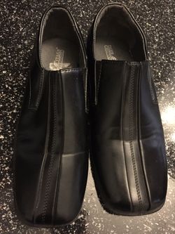 Dress shoes 5M