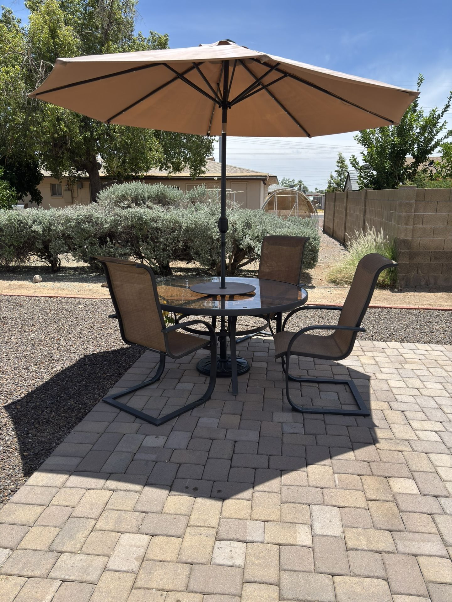 Outdoor Dining Table With Chairs -Cash Only