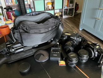 Camera Bundle: Canon EOS 5D Mark ii and EOS650