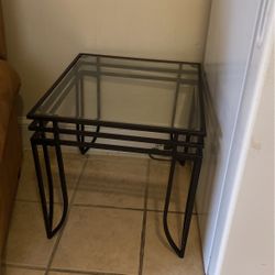 2 Side Table Black Metal 