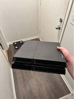 PS4 with games