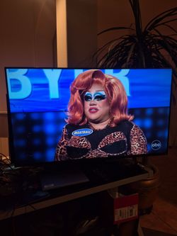 VIZIO TV