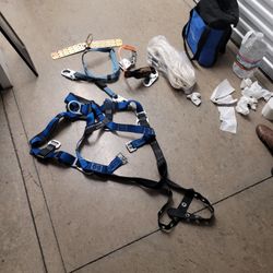 Safety Harness Full Set Up.