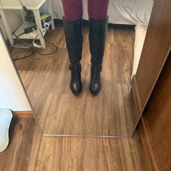 Vince Camuto Boots Size 10