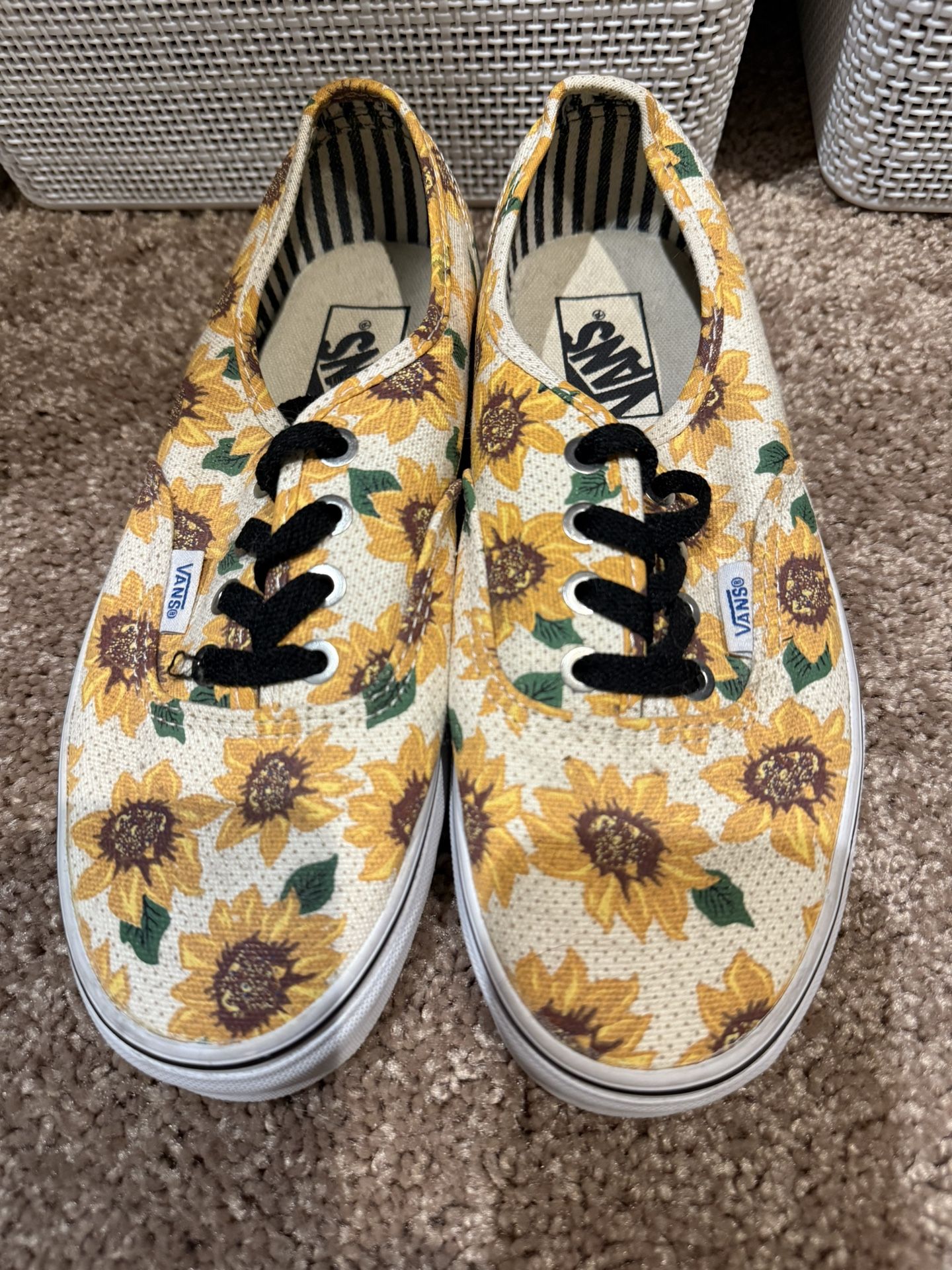 Vans Sunflower Shoes Women’s Size 7