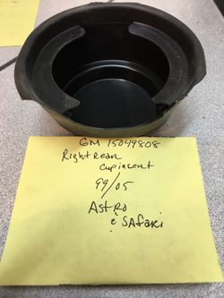 Astro and safari rear cup holder insert GM 15049808 1999/05