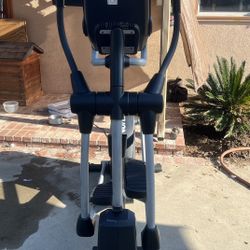 NordicTrack SpaceSaver SE7i Elliptical