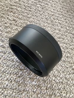 Lens hood for Sony SEL50F14GM