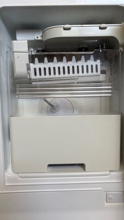 Kenmore elite ice maker