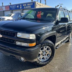 Chevy Suburban Z71 V8 4x4