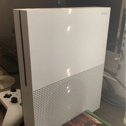 Xbox One S 