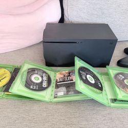 XBOX SERIES X (PRICE IS NEGOTIABLE)