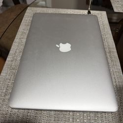 2017-2018 15” MacBook Pro - Coffee Damage - Powers on - Good for parts/replacement