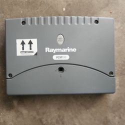 Raymarine Vcm100 Voltage Converter 