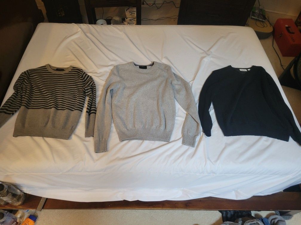 3 SMALL SIZE Mens , Kids merino Wool Sweaters , Used Good Shape 