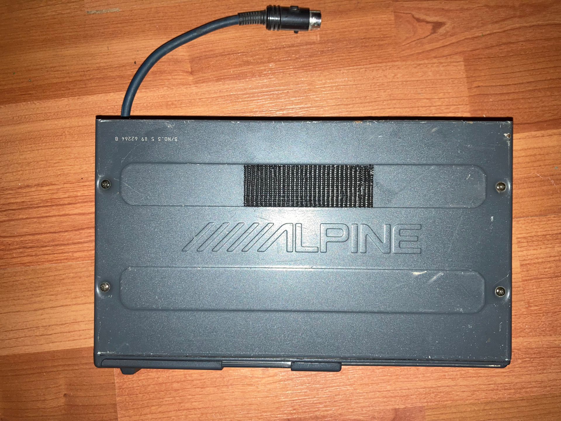 Alpine CHM-S600 Compact Disc Auto Changer Car Stereo Vintage 1995