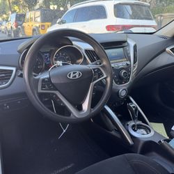 Hyundai Veloster 2017