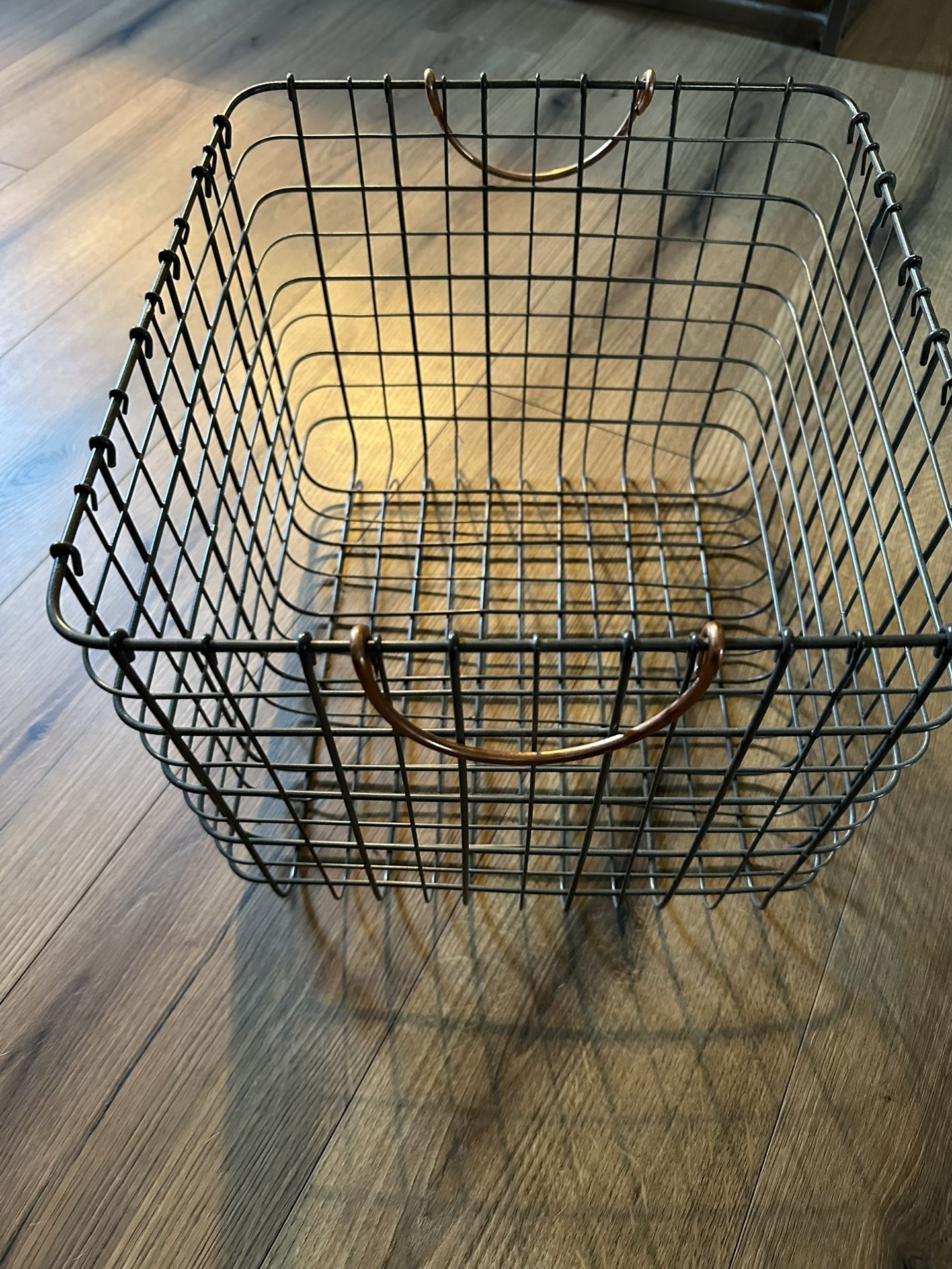 3 Large wire milk crate With Copper Handles