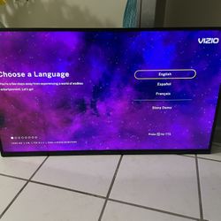  Vizio 43 Inch 4k UHD Smart tv