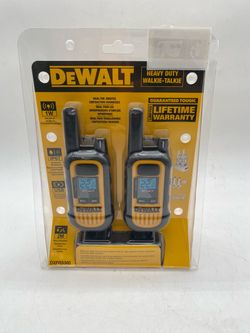 Dewalt DXFRS300 Heavy-Duty 1-Watt Walkie Talkies (2-Pack)