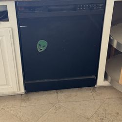 Black Dishwasher 