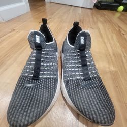 Nike Phantom Running Shoes