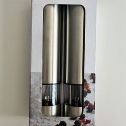 SUR LA TABLE Electric Salt & Pepper Mills
