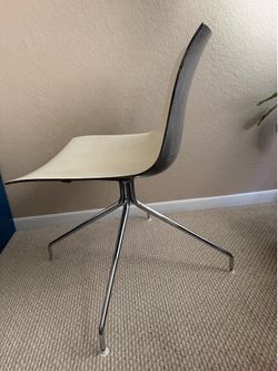 Designer desk chair