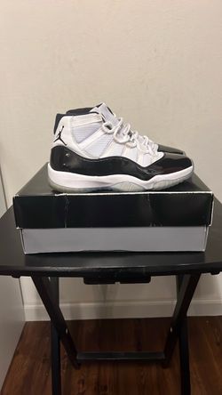 Air Jordan 11 Retro “Concord” Size 9.5