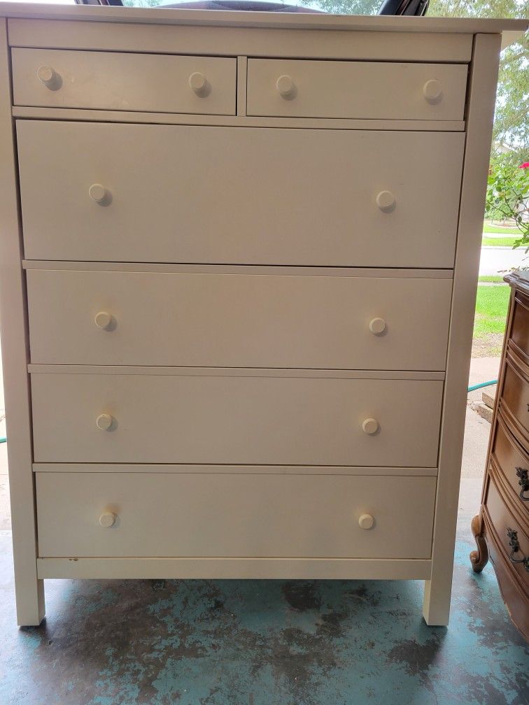 Ikea Tall Dresser