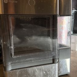 GE Profile Pebble Ice Maker 