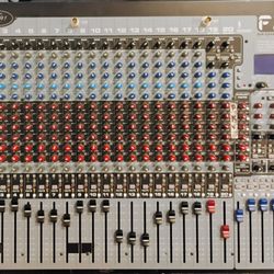Peavey FX² 24-Channel Professional Audio Mixer with USB and Effects