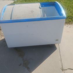 Ice Cream Freezer 