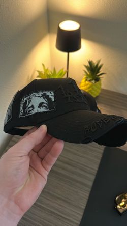 Gorra estilo belica
