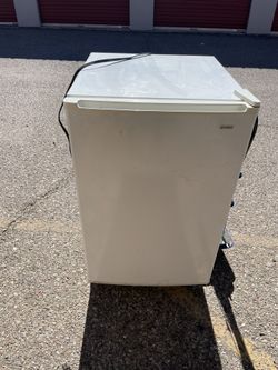 Mini Freezer/Fridge