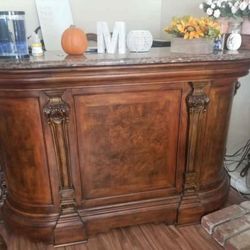 Granite Top Bar With High Chair