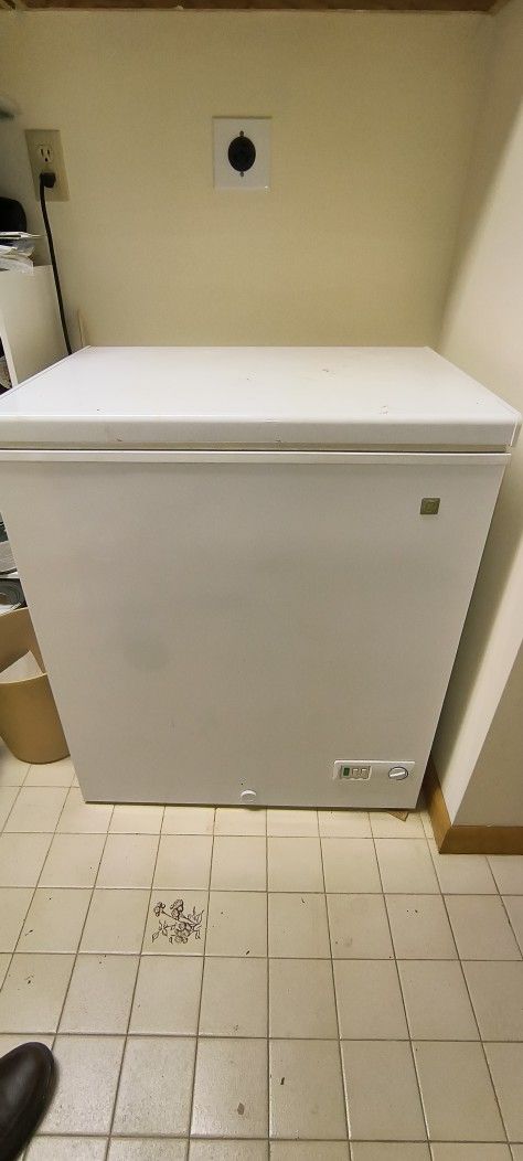 Freezer in Very Good Condition 