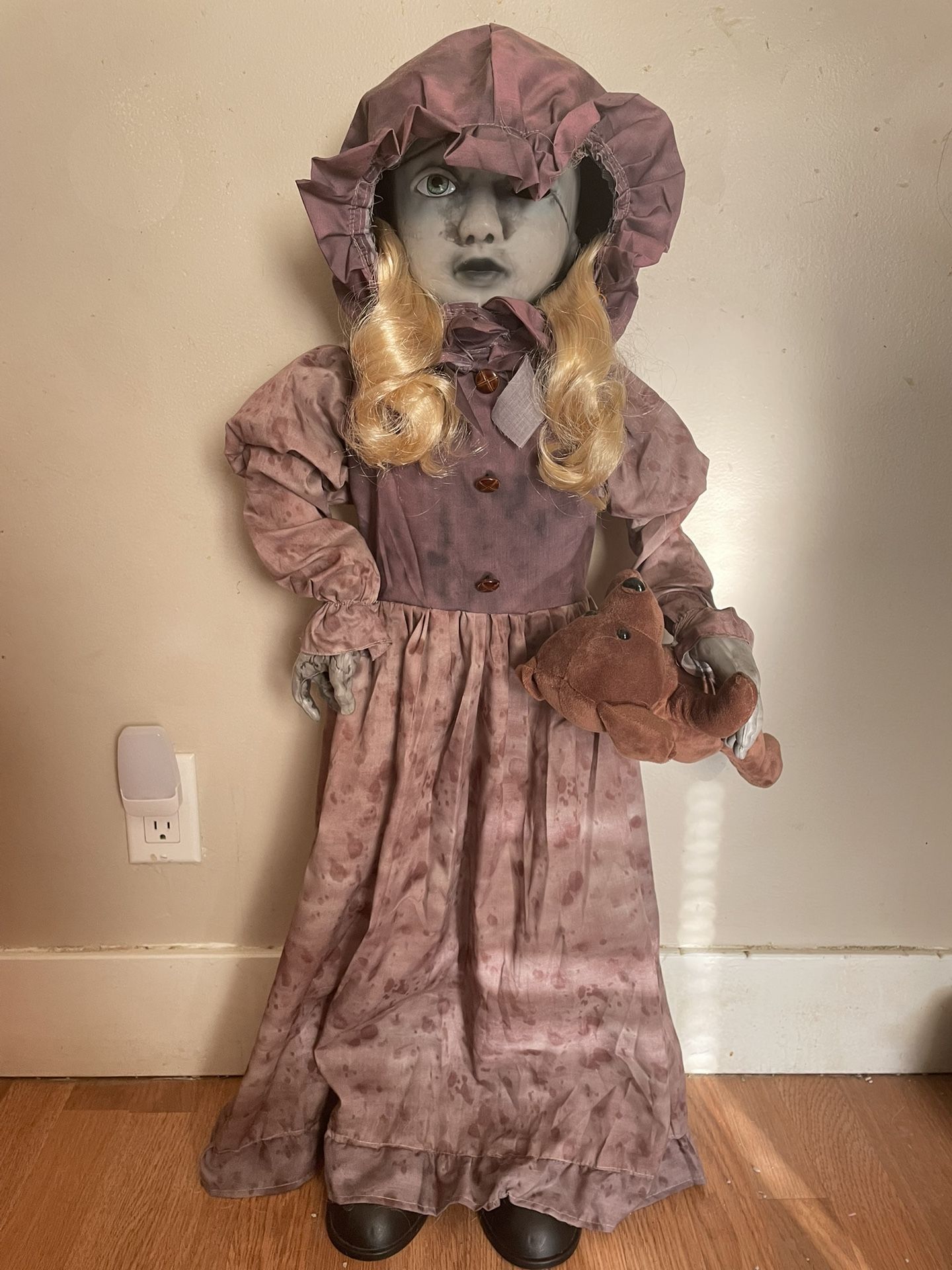 Scary Doll! Halloween Prop