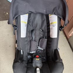 Donna Carseat And stroller 