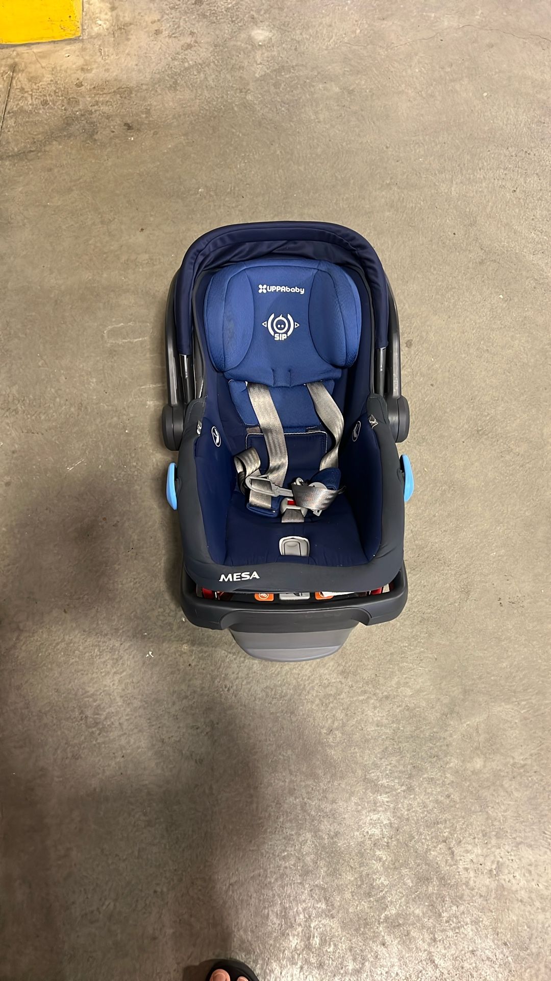 Mesa Uppababy Infant Car Seat With Base Very Clean