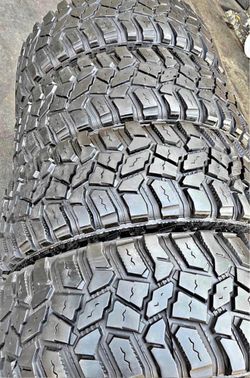35x1250/20 cooper Selling a set of 4 tires in excellent condition 🫡