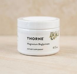 Thorne Magnesium Bisglycinate poder 60 servings brand new y sealed