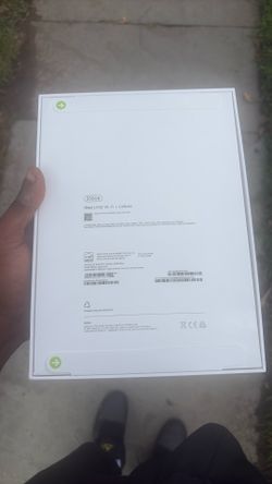iPad a16 256 brand new