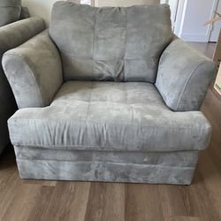 FREE Single Sofa