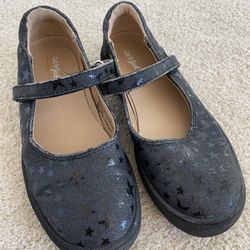 Cat & Jack Star Shoes Size 13