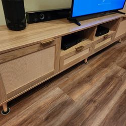 TV Stand (Rattan)